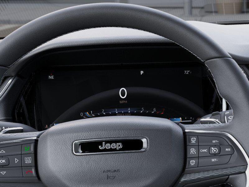 new 2025 Jeep Grand Cherokee car, priced at $40,923
