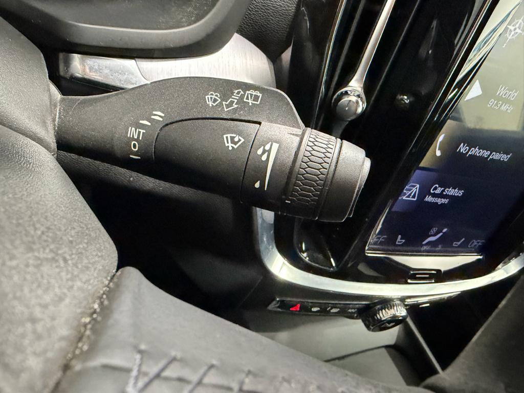 used 2020 Volvo V60 Cross Country car, priced at $28,695