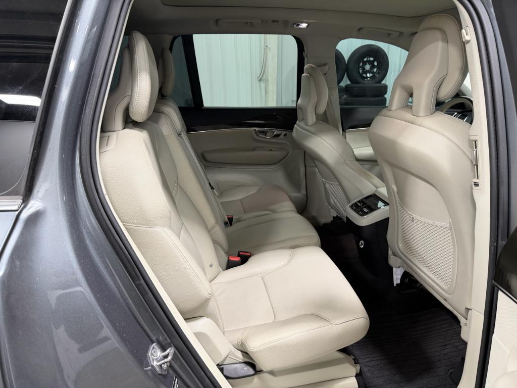 used 2018 Volvo XC90 car, priced at $20,395