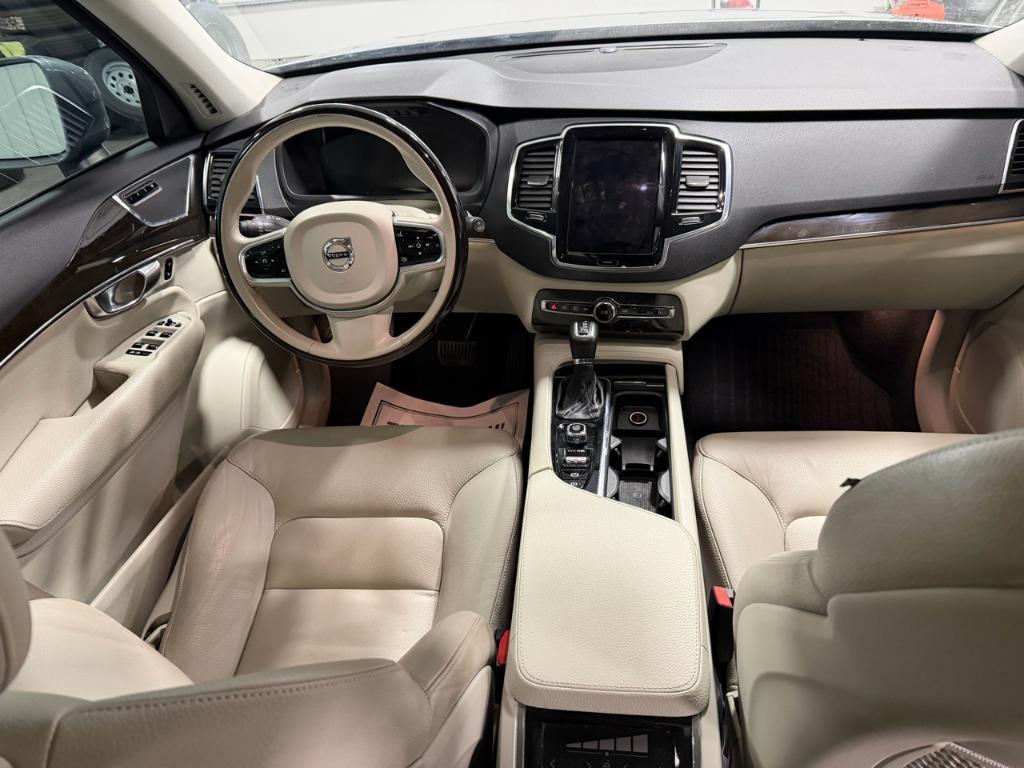 used 2018 Volvo XC90 car, priced at $20,395