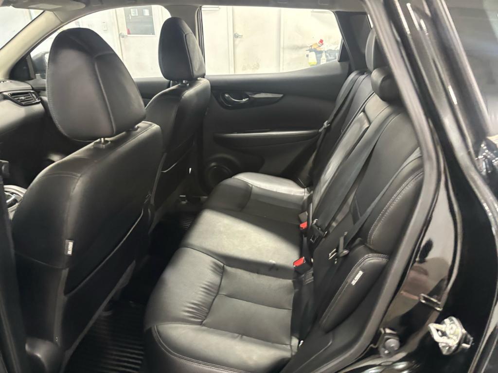 used 2021 Nissan Rogue Sport car, priced at $23,395