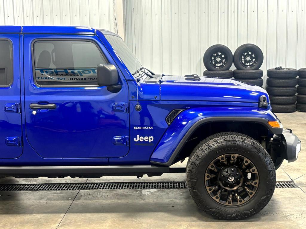 used 2018 Jeep Wrangler Unlimited car, priced at $27,295