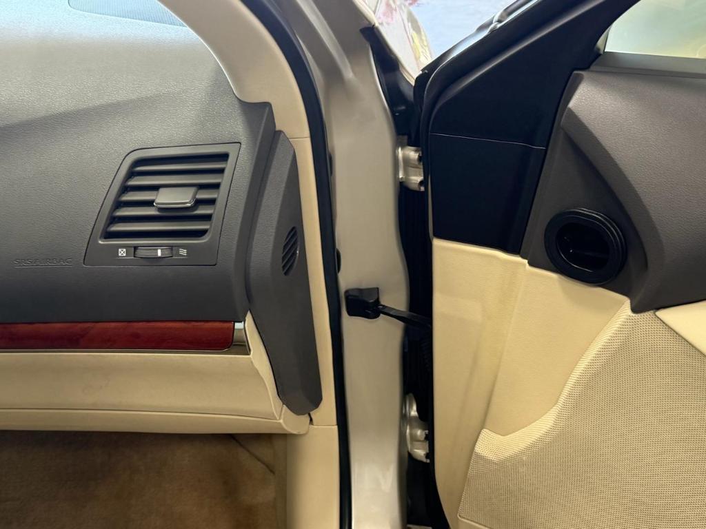 used 2011 Lexus ES 350 car, priced at $19,995