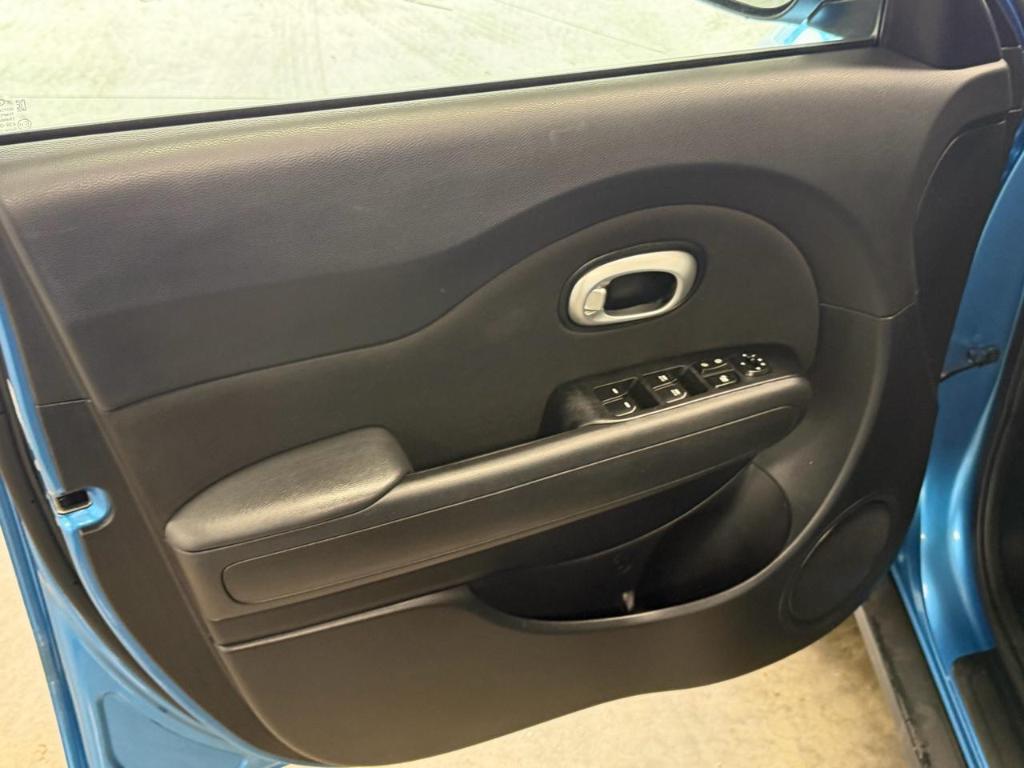 used 2016 Kia Soul car, priced at $13,995