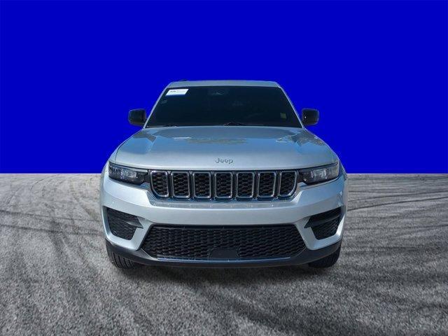used 2025 Jeep Grand Cherokee car, priced at $31,712