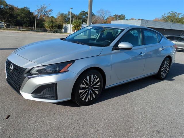 used 2023 Nissan Altima car, priced at $18,999