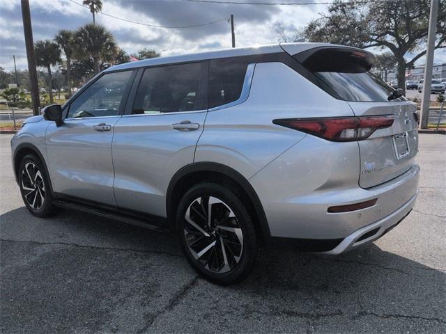 used 2022 Mitsubishi Outlander car, priced at $16,999