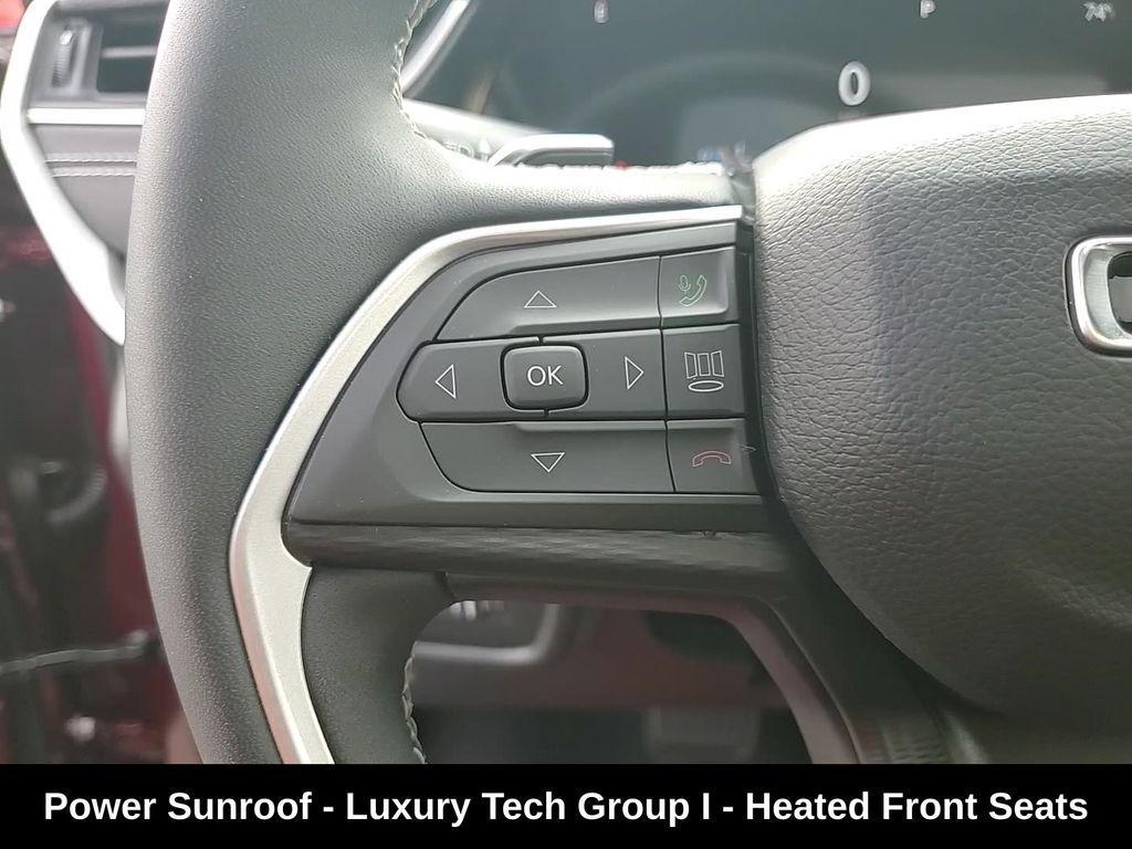 used 2025 Jeep Grand Cherokee car, priced at $33,988