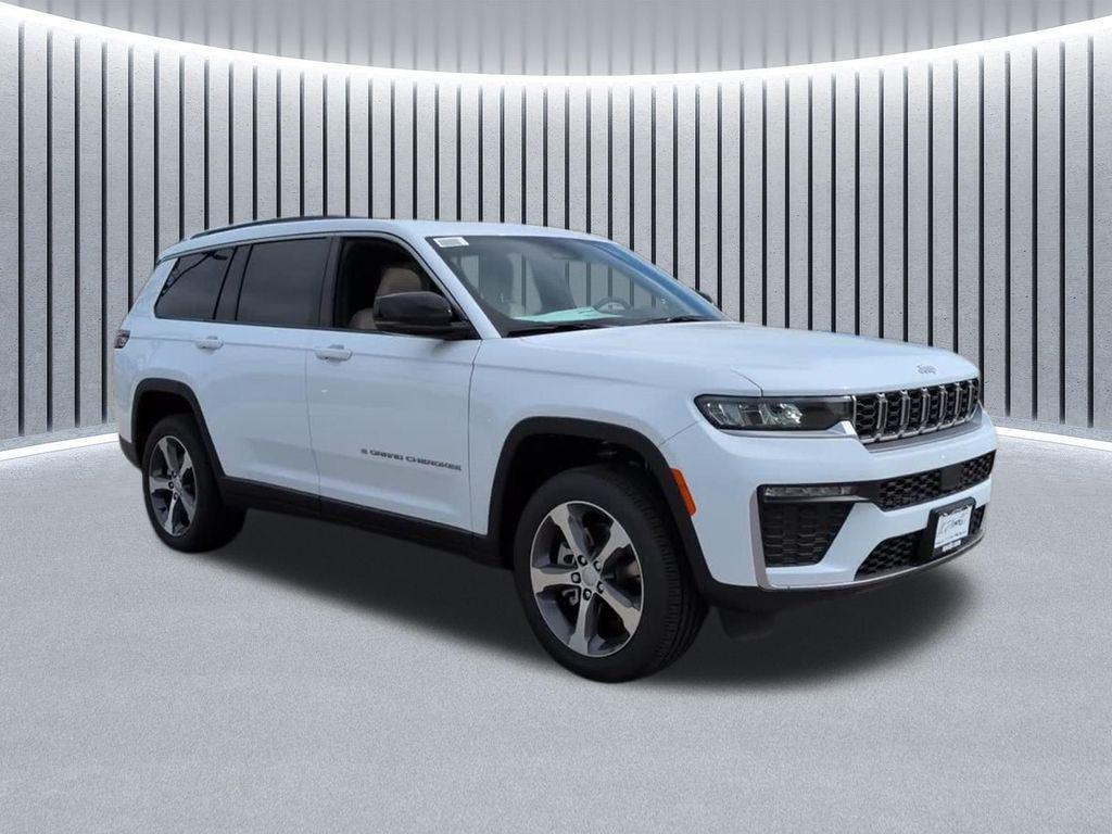 new 2026 Jeep Grand Cherokee L car, priced at $45,114