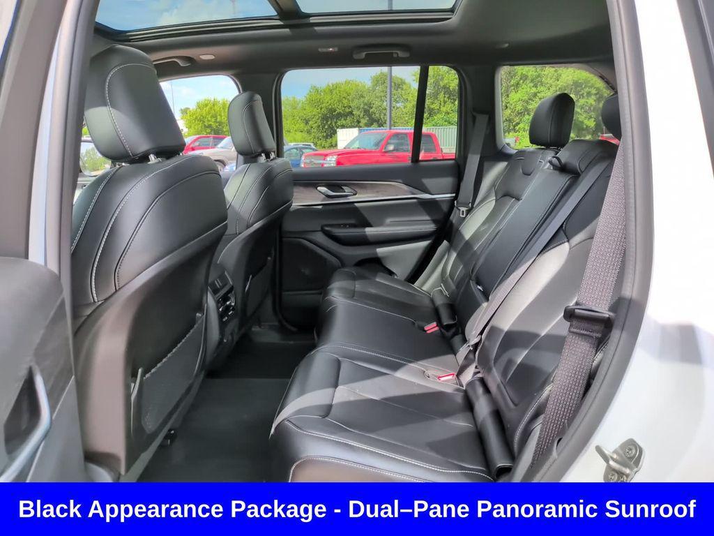 used 2024 Jeep Grand Cherokee car, priced at $39,807