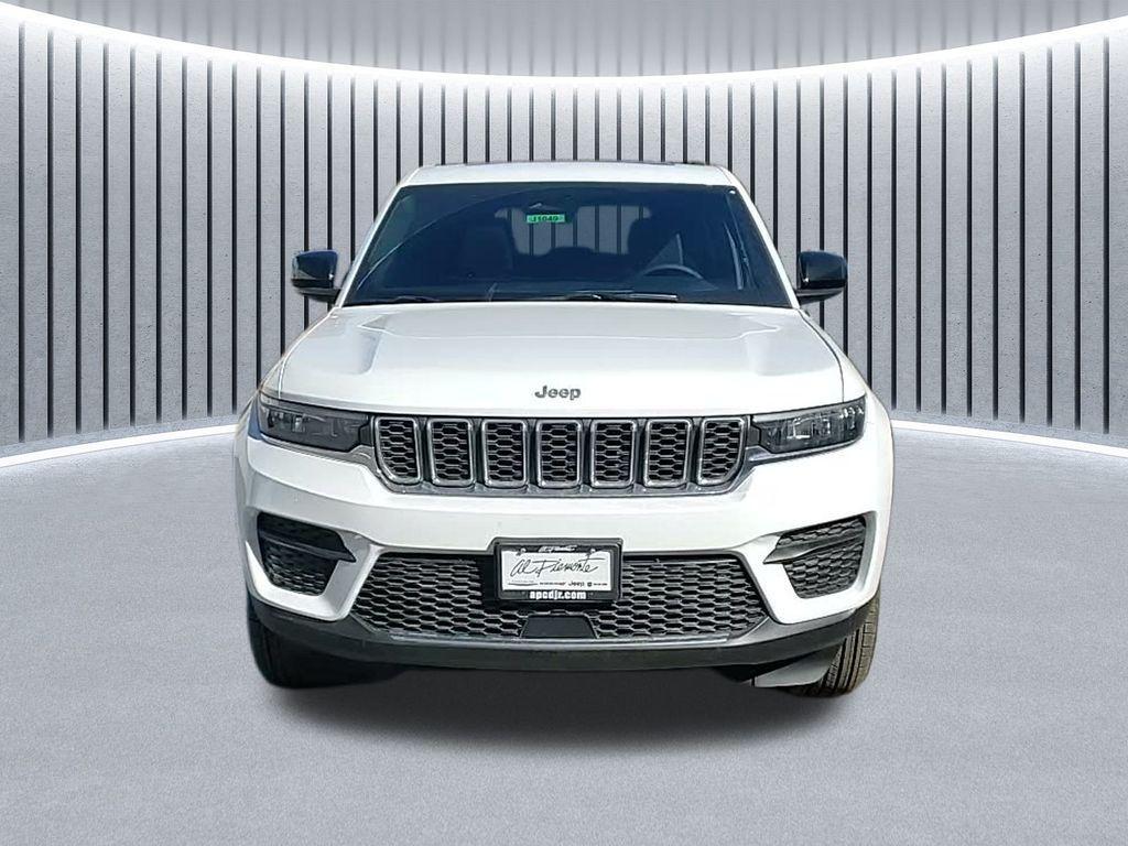 new 2025 Jeep Grand Cherokee car, priced at $34,968