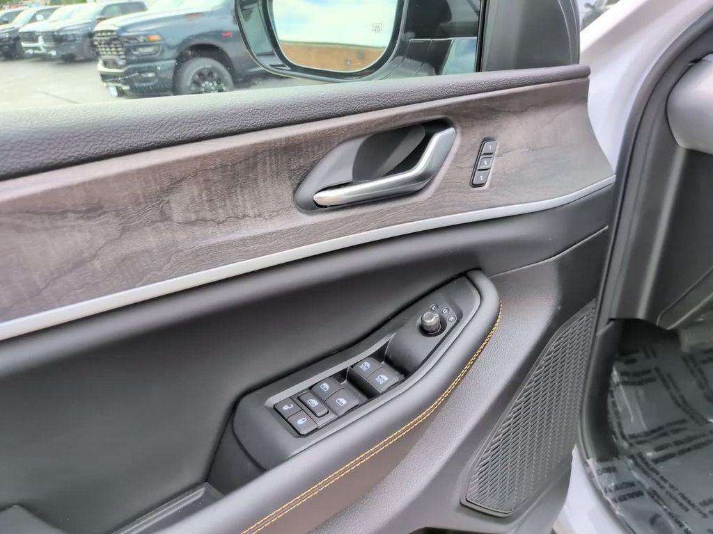 new 2026 Jeep Grand Cherokee car