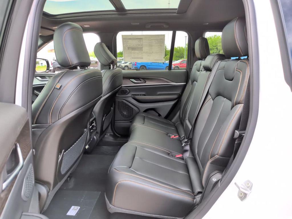 new 2026 Jeep Grand Cherokee car