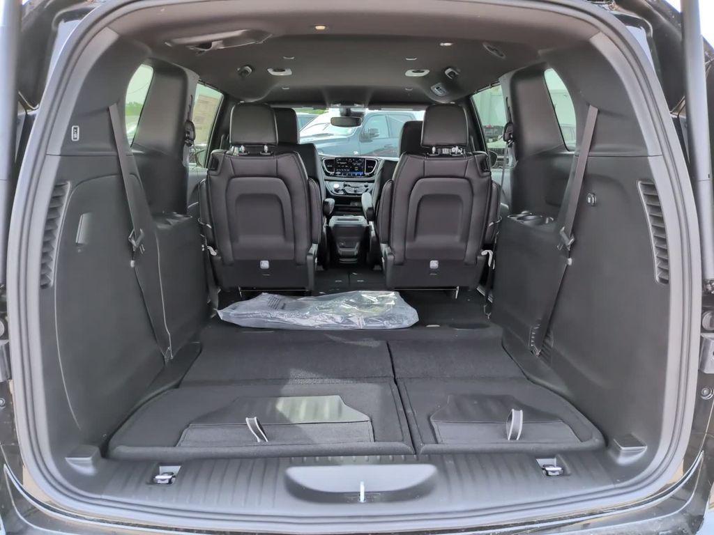 new 2027 Chrysler Pacifica car, priced at $50,662