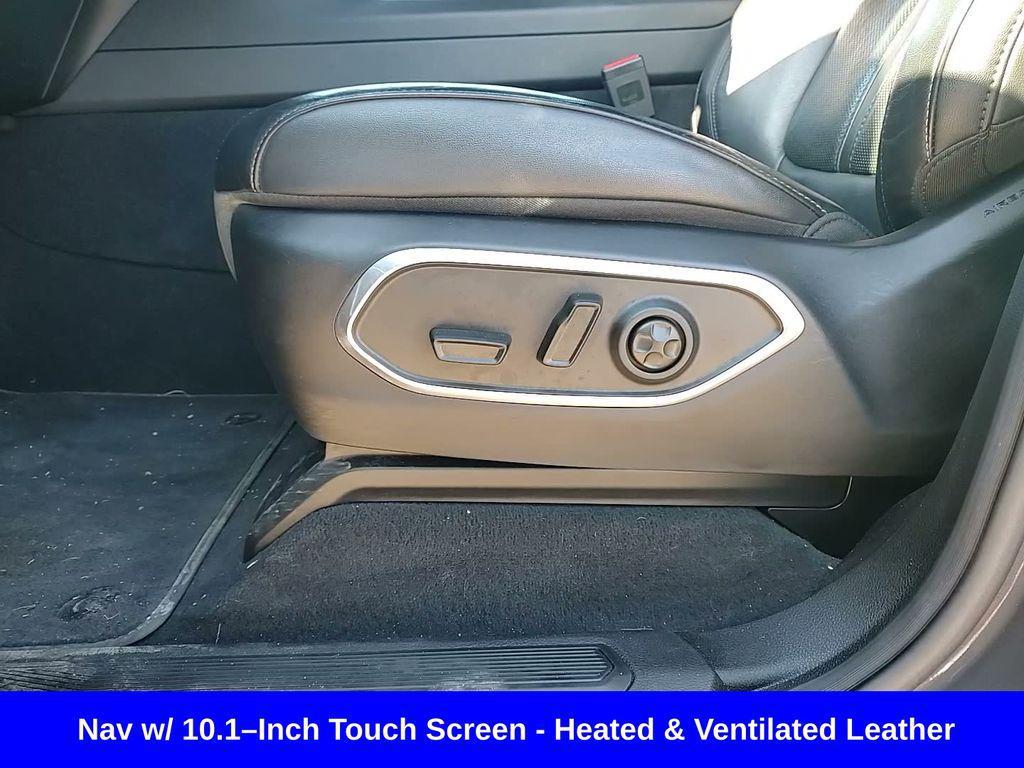 used 2022 Jeep Wagoneer car, priced at $39,903