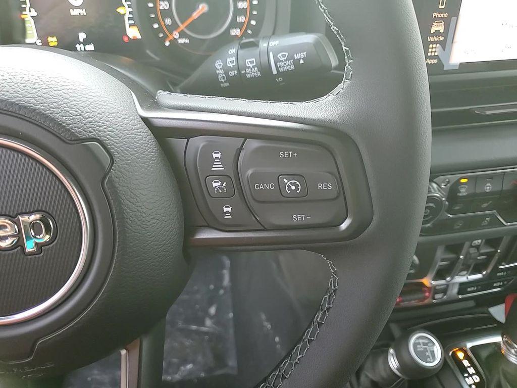 new 2026 Jeep Wrangler car, priced at $61,957