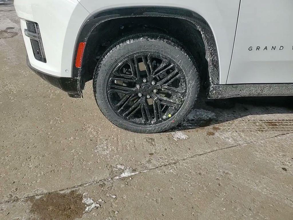 new 2026 Jeep Grand Wagoneer car, priced at $83,355