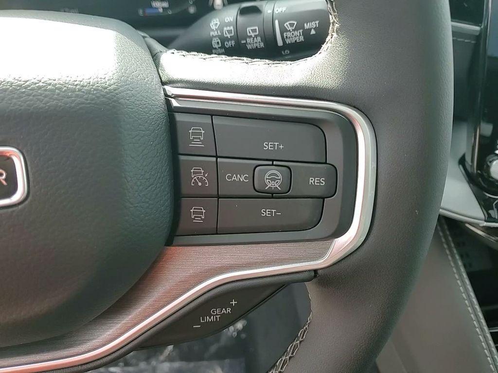 new 2026 Jeep Grand Wagoneer car, priced at $83,355