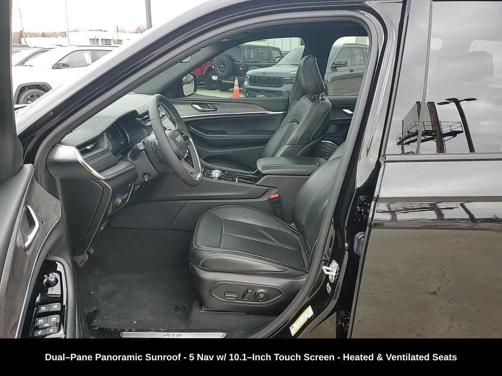 used 2022 Jeep Grand Cherokee 4xe car, priced at $27,988