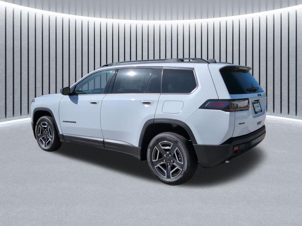 new 2026 Jeep Cherokee car, priced at $34,576