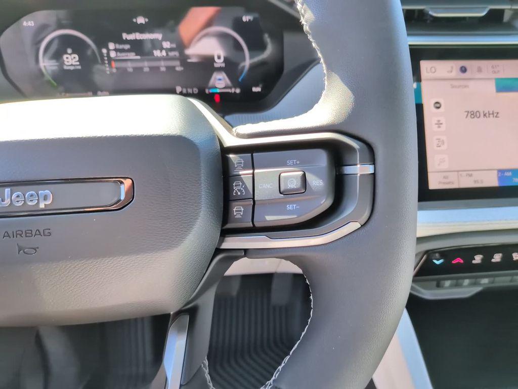 new 2026 Jeep Cherokee car, priced at $34,576