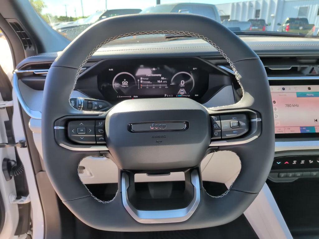 new 2026 Jeep Cherokee car, priced at $34,576