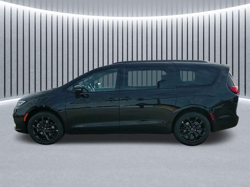 new 2026 Chrysler Pacifica car, priced at $53,080