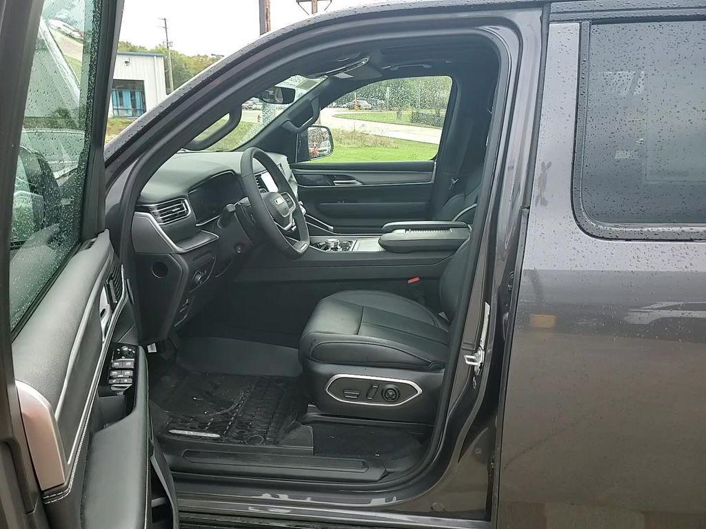 new 2025 Jeep Wagoneer car, priced at $63,530