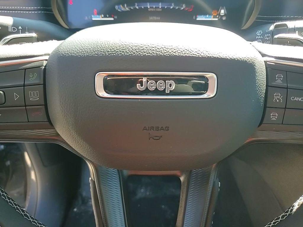 new 2025 Jeep Grand Cherokee L car, priced at $36,828