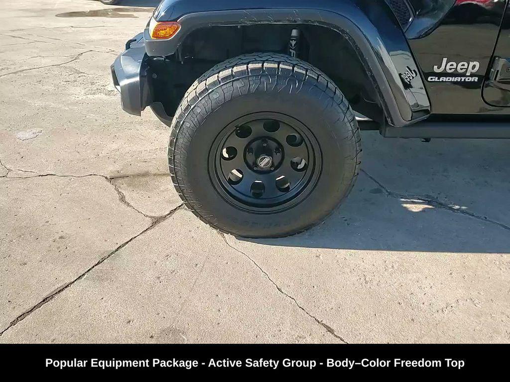 used 2021 Jeep Gladiator car, priced at $28,687