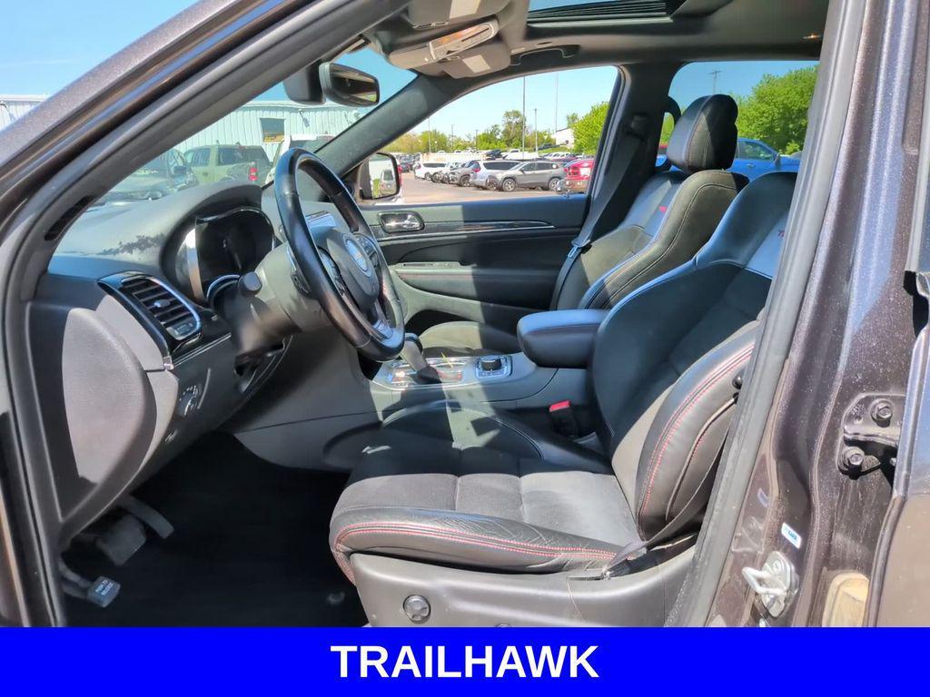 used 2021 Jeep Grand Cherokee car, priced at $23,408