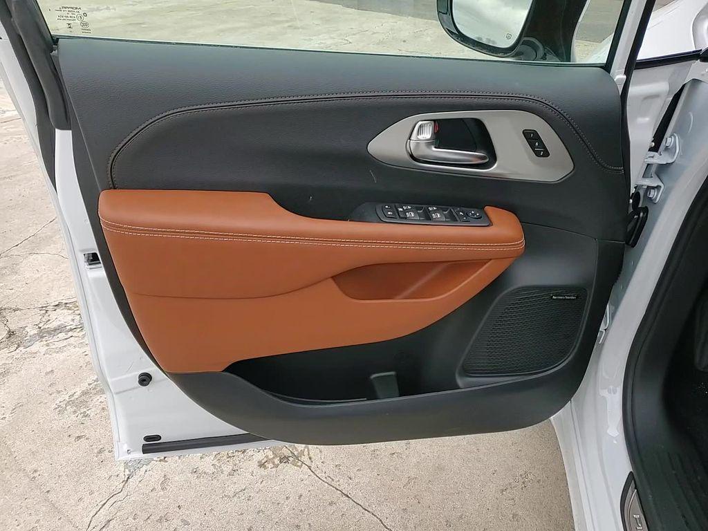 new 2026 Chrysler Pacifica car, priced at $61,030