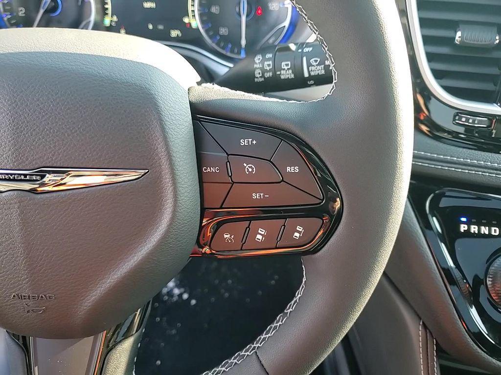 new 2026 Chrysler Pacifica car, priced at $53,565