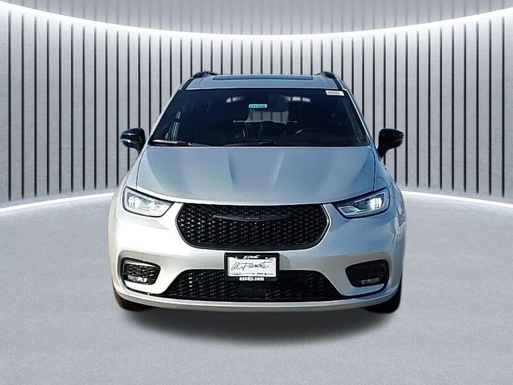 new 2026 Chrysler Pacifica car, priced at $53,565