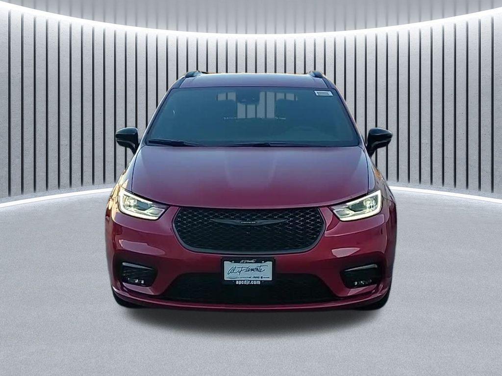 new 2026 Chrysler Pacifica car, priced at $48,876