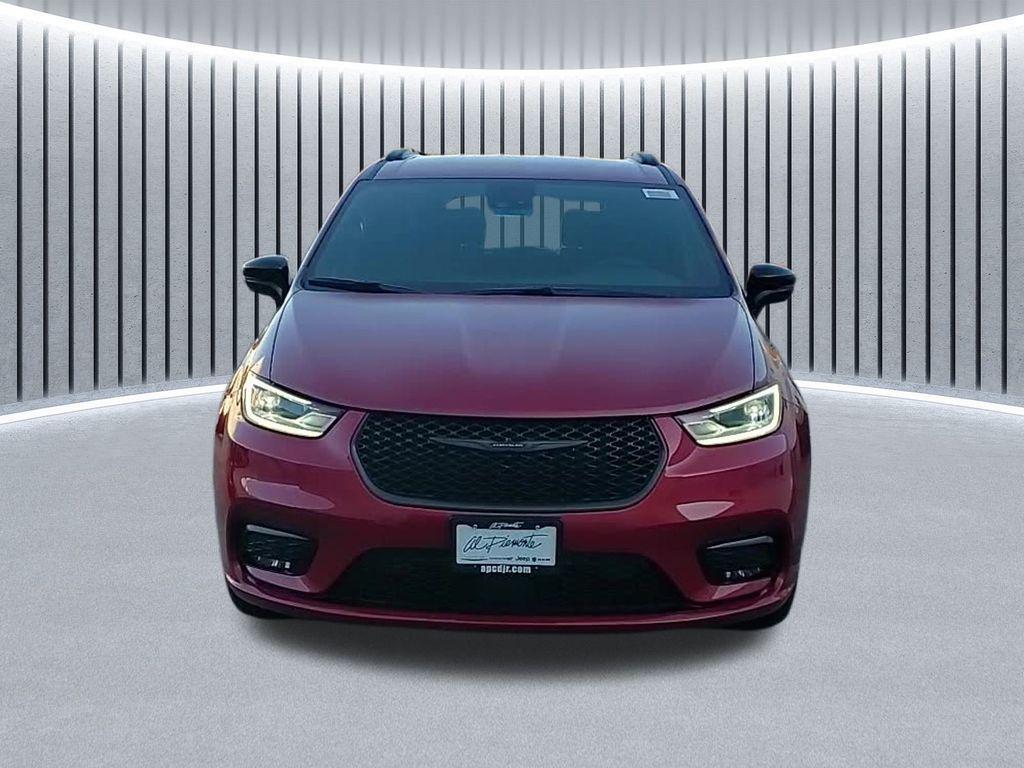 new 2026 Chrysler Pacifica car, priced at $48,876