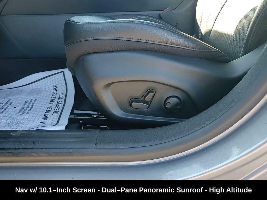 used 2022 Jeep Compass car, priced at $24,588