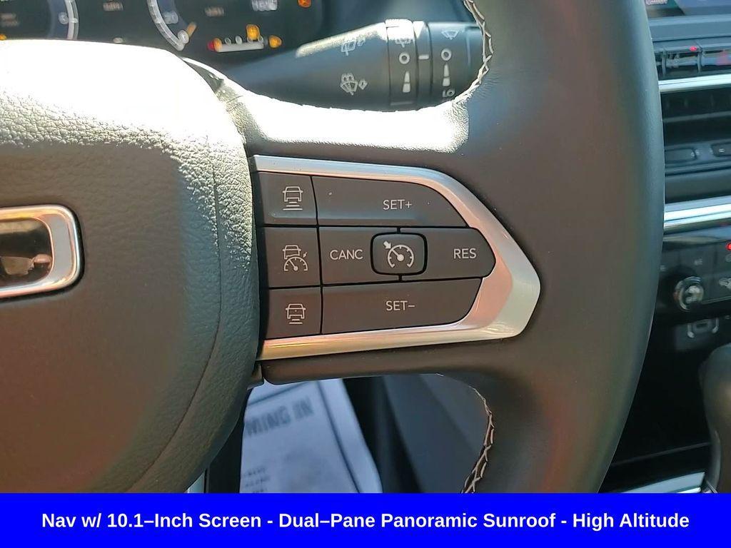 used 2022 Jeep Compass car, priced at $25,911