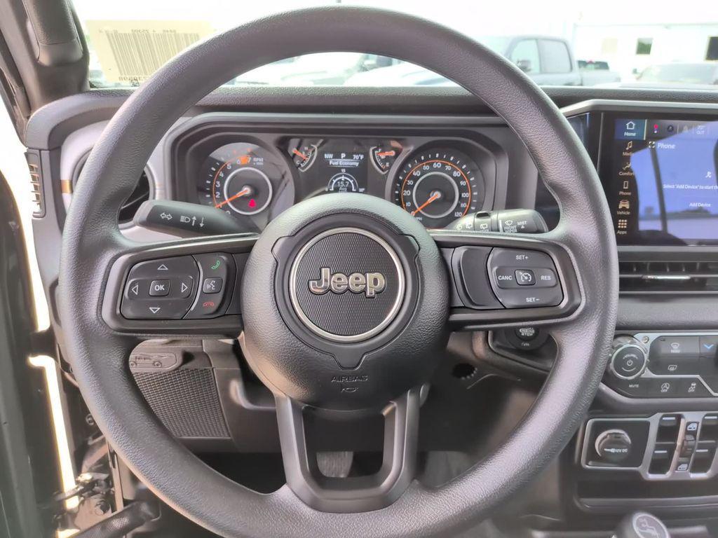 new 2026 Jeep Wrangler car, priced at $41,306