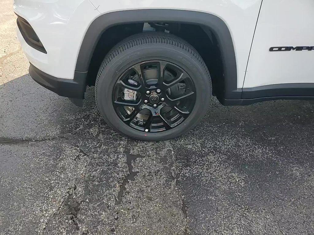 new 2025 Jeep Compass car, priced at $30,799