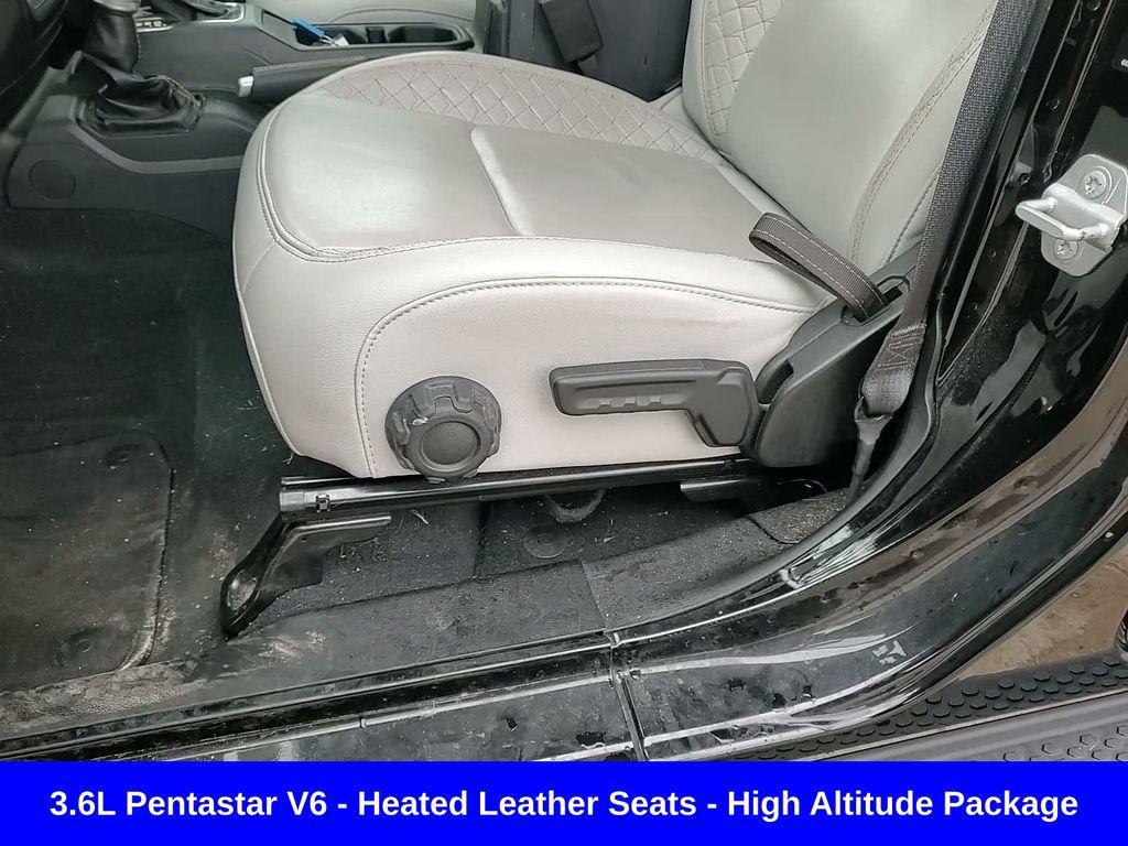 used 2022 Jeep Wrangler Unlimited car, priced at $34,977