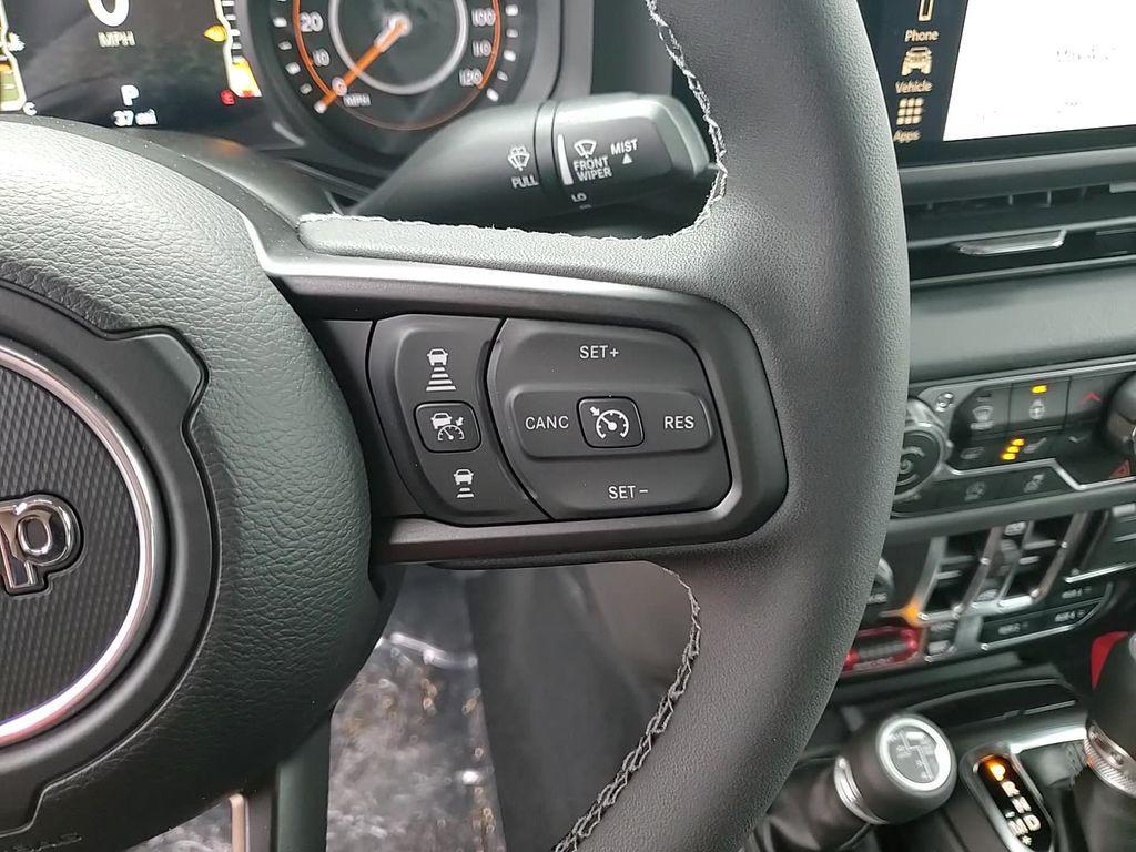 new 2025 Jeep Gladiator car, priced at $56,572
