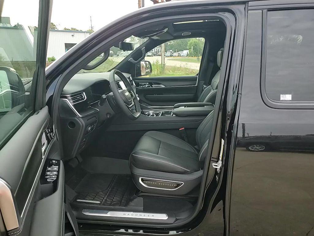 new 2024 Jeep Grand Wagoneer L car, priced at $91,705