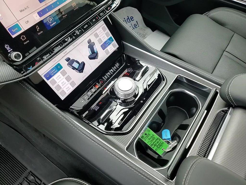 new 2024 Jeep Grand Wagoneer L car, priced at $91,705