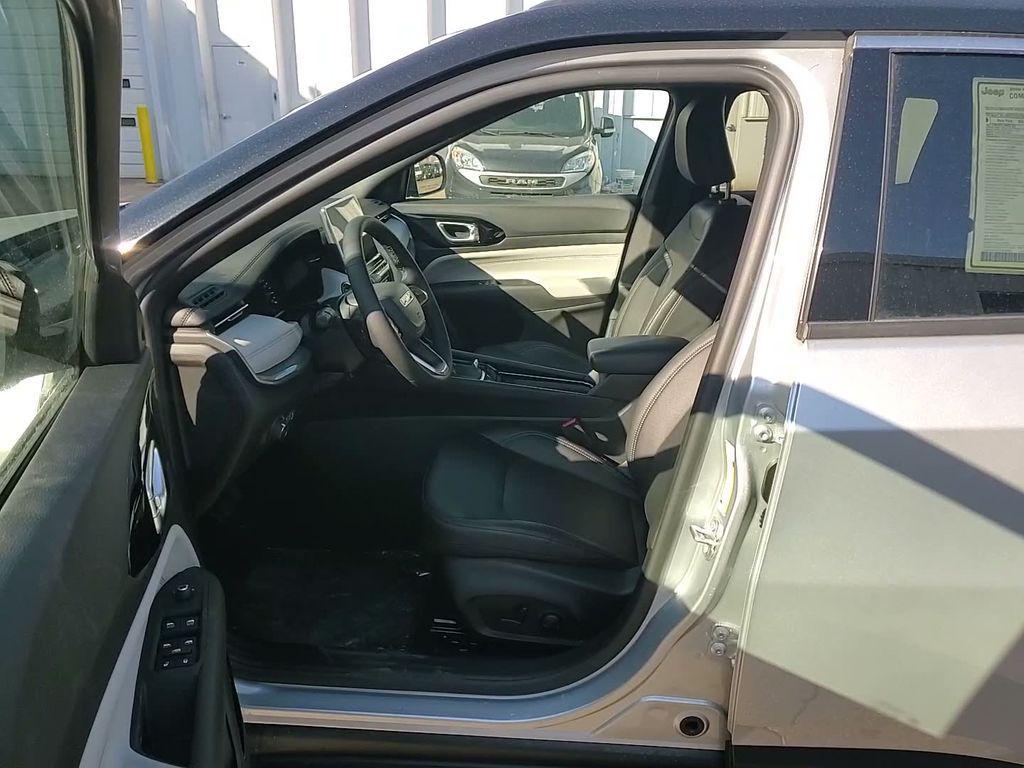 new 2026 Jeep Compass car, priced at $31,642