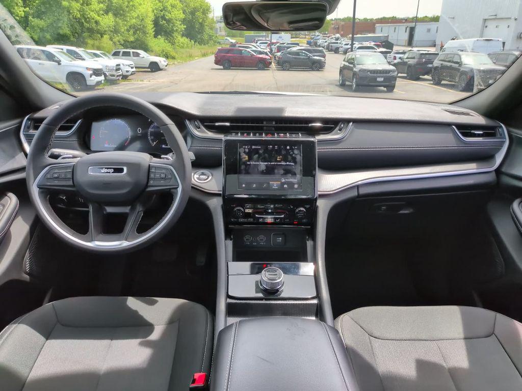 new 2025 Jeep Grand Cherokee car, priced at $36,508