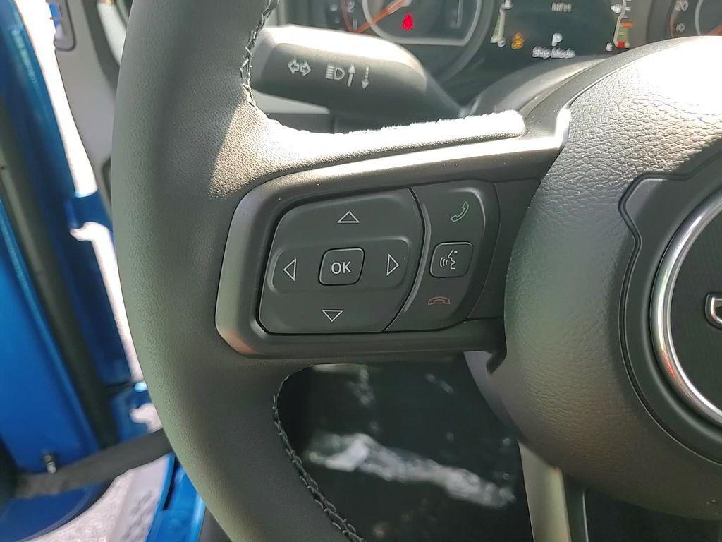 new 2025 Jeep Gladiator car, priced at $49,923