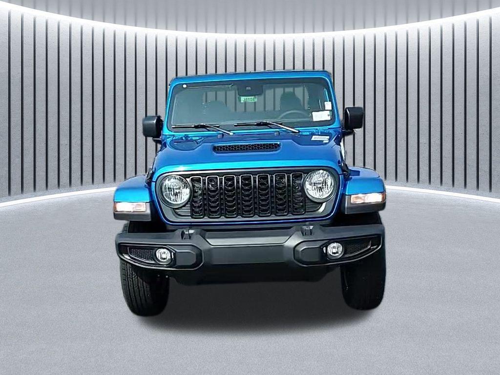 new 2025 Jeep Gladiator car, priced at $49,923