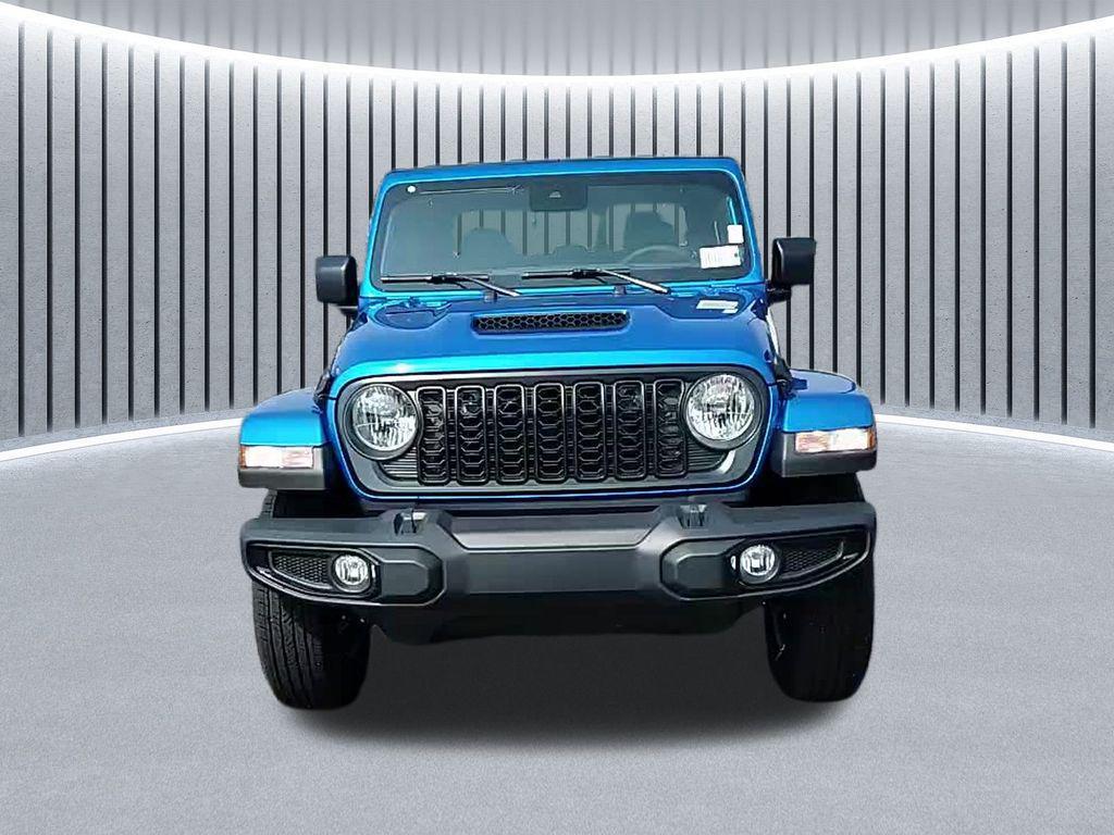 new 2025 Jeep Gladiator car, priced at $49,923