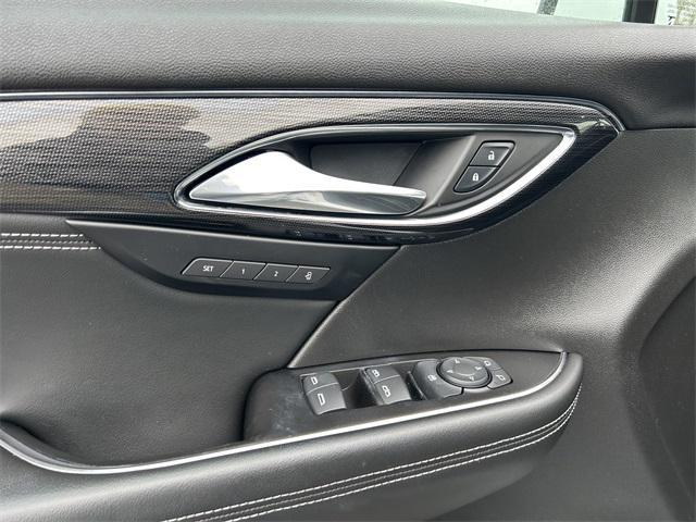 used 2023 Buick Envision car, priced at $28,995